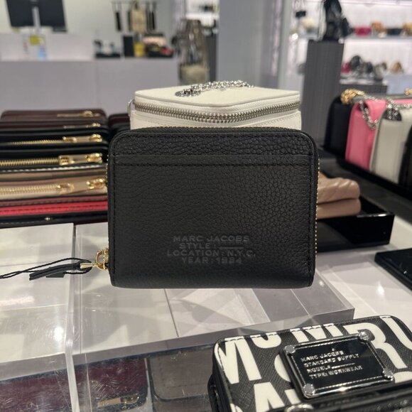 NWT Marc Jacobs LEATHER ZIP AROUND WALLET S134L01RE22 BLACK - Picture 2 of 12